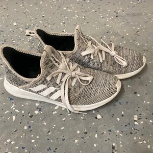Gray and white cloud foam adidas women’s 7.5 shoes